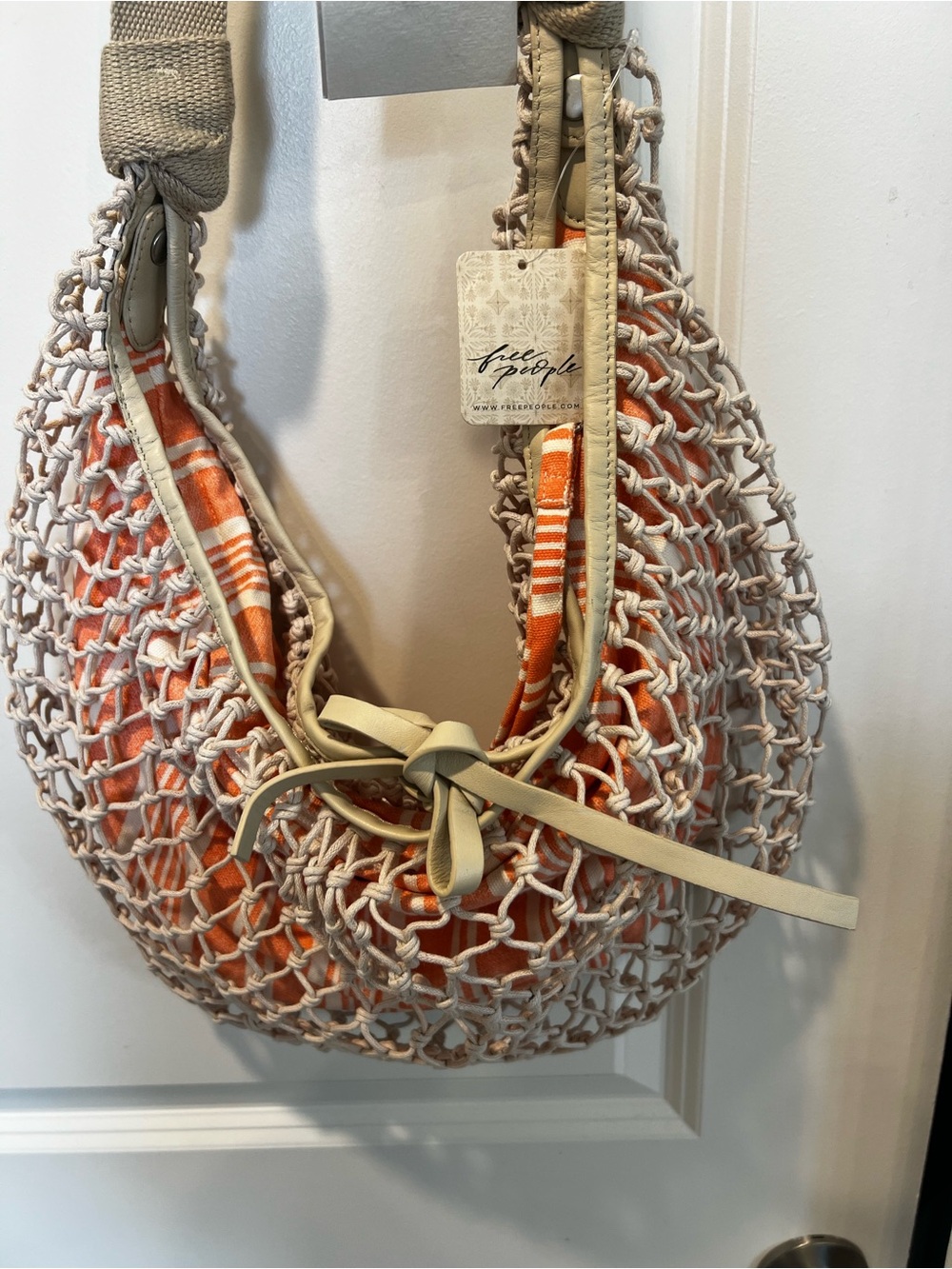 NWT Free People Silver Springs Cream Woven Shoulder Bag - Stylish Beach Tote - Picture 9 of 12